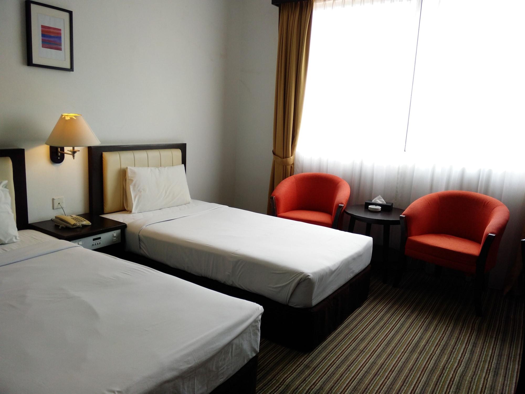 Hotel Seri Malaysia Kepala Batas Exterior foto